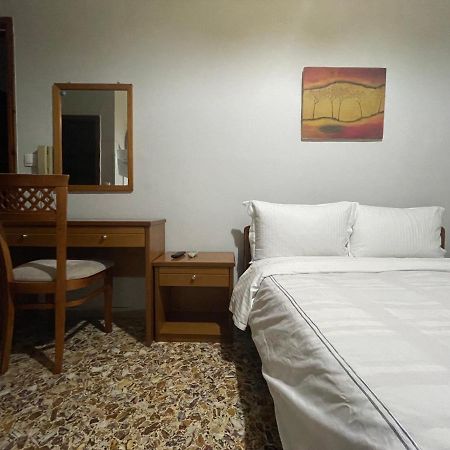 The Beehive 2 Apartment Mytilene Luaran gambar