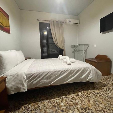 The Beehive 2 Apartment Mytilene Luaran gambar