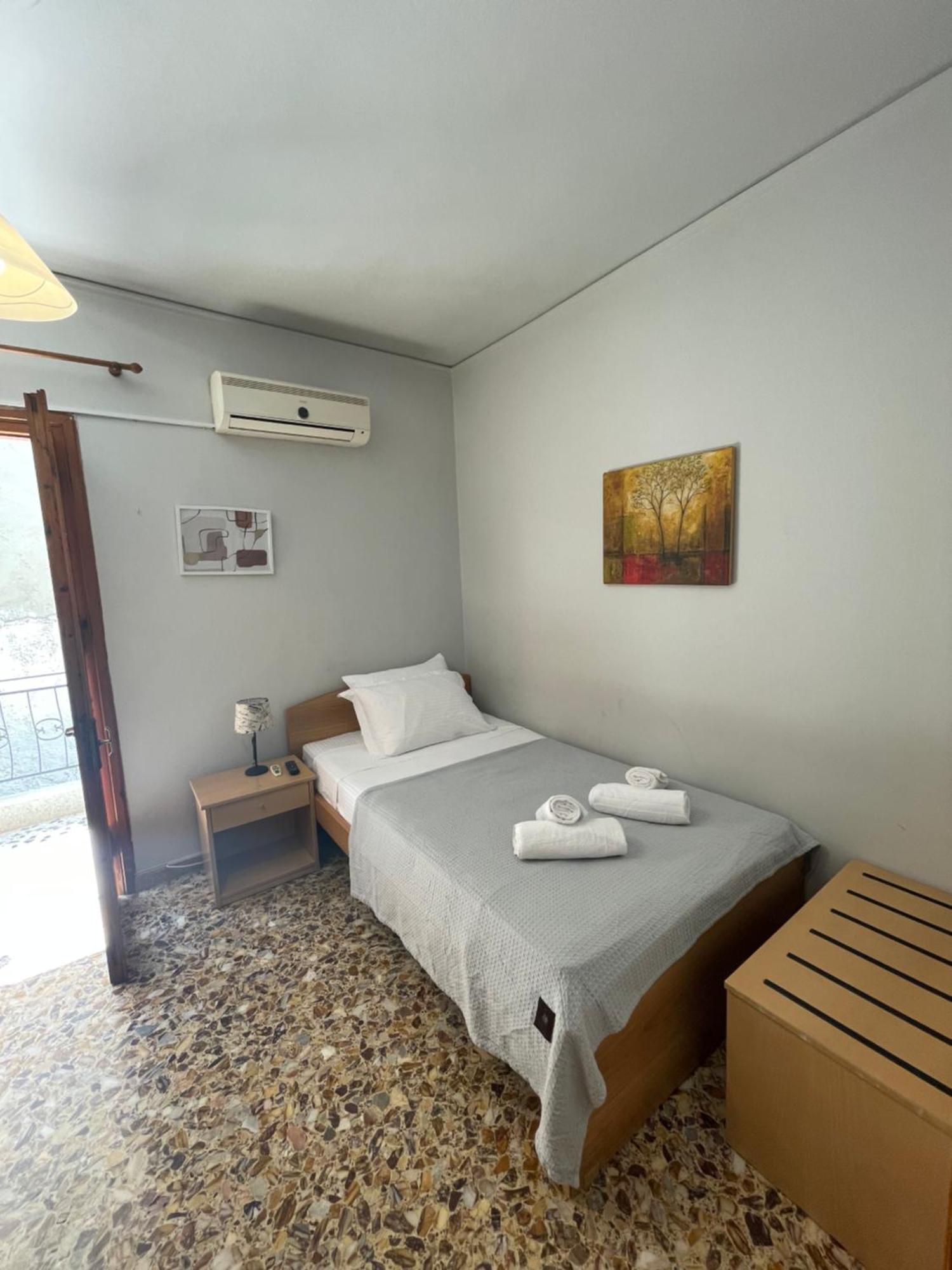 The Beehive 2 Apartment Mytilene Luaran gambar