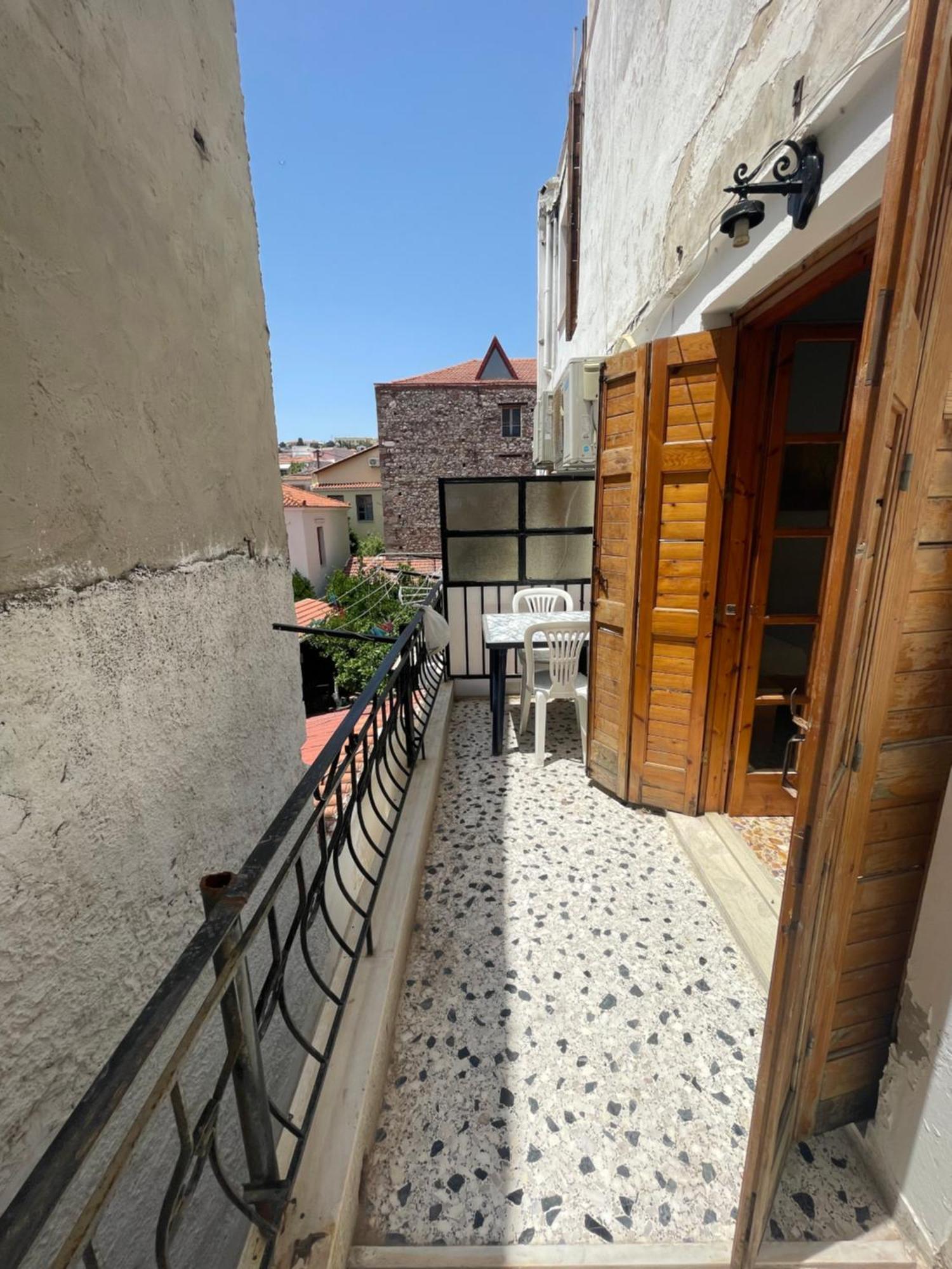 The Beehive 2 Apartment Mytilene Luaran gambar